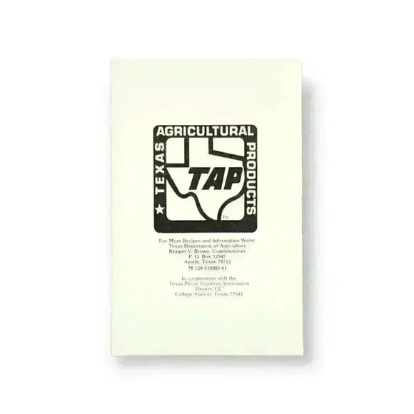 Get Cracking With Texas Pecans Cookbook (Vintage Booklet) Main Dishes, Desserts - Picture 5 of 9